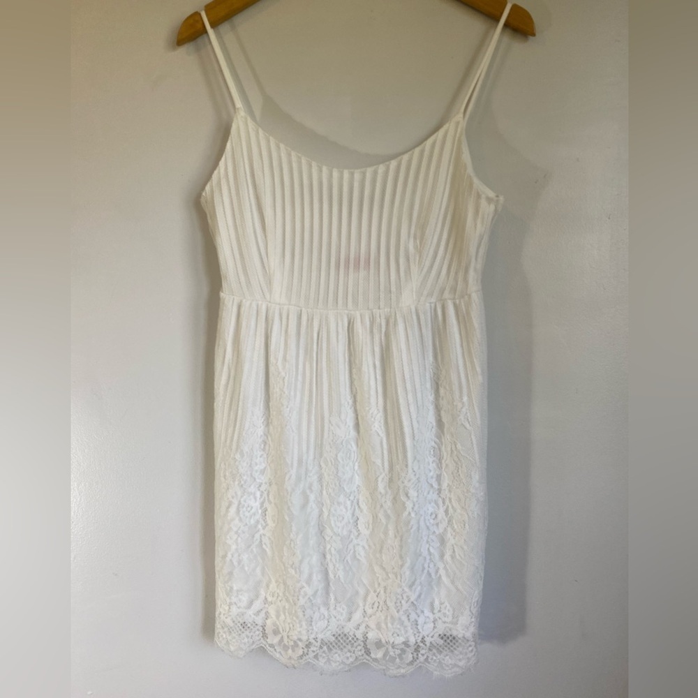 Vintage White Lace Dress Brand: Rainbow. Made in USA Women’s Size M. Scoop back - Picture 8 of 12
